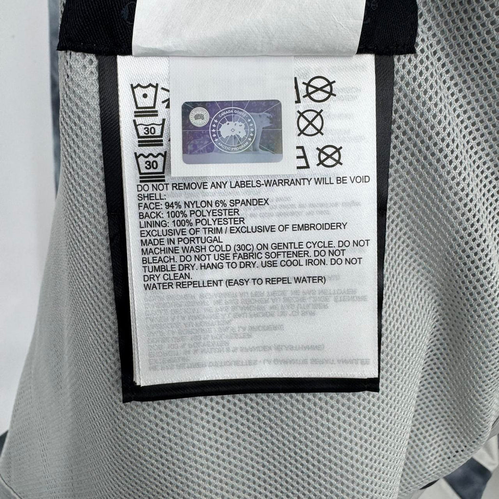 CANADA GOOSE RAIN JACKET